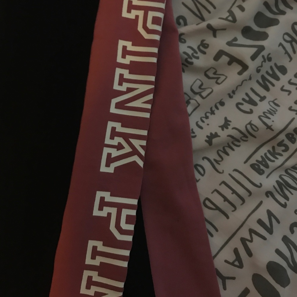 VS PINK LIMITED EDITION SET - Picture 4 of 5